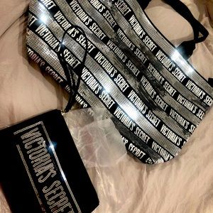 Victoria’s Secret weekend bag with makeup pouch NWT